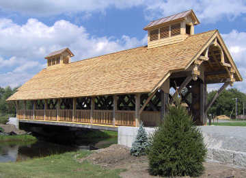 Erwin Park Covered Bridge. Photo by Richard Wilson,
August 27, 2005